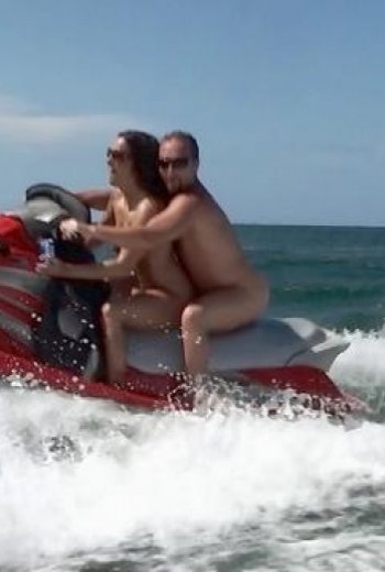 Секс на водном мотоцикле. Фото 1